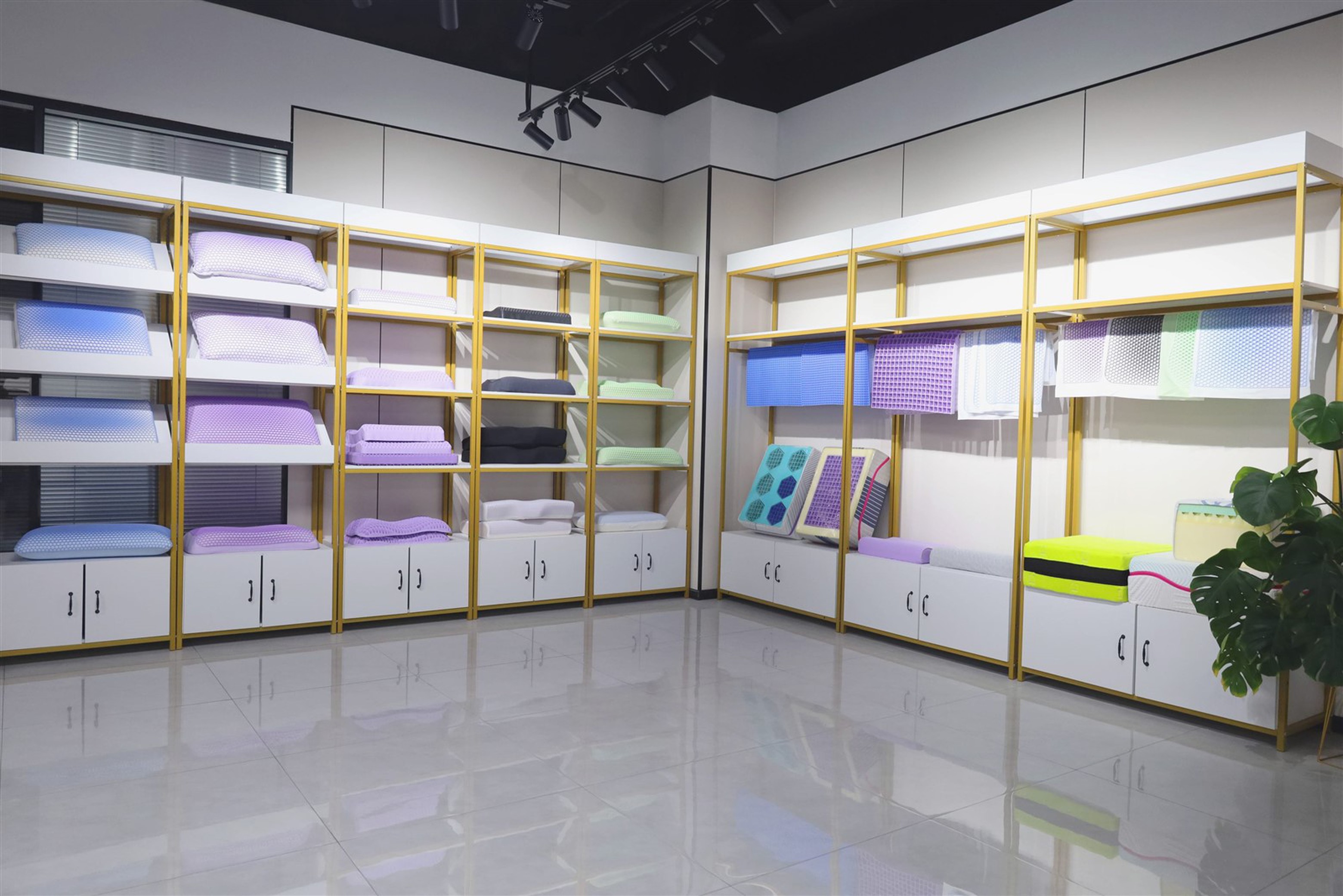 TPE Product Manufacturing Environment TPE Product Manufacturing Environment