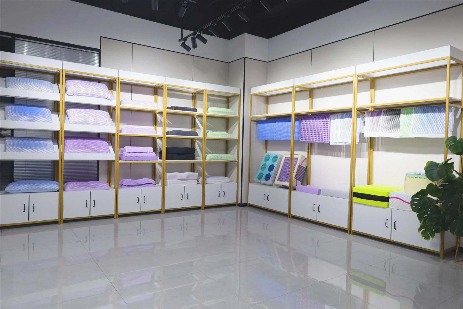 Zhejiang Rina Home Technology Co., Ltd. Zhejiang Rina Home Technology Co., Ltd.